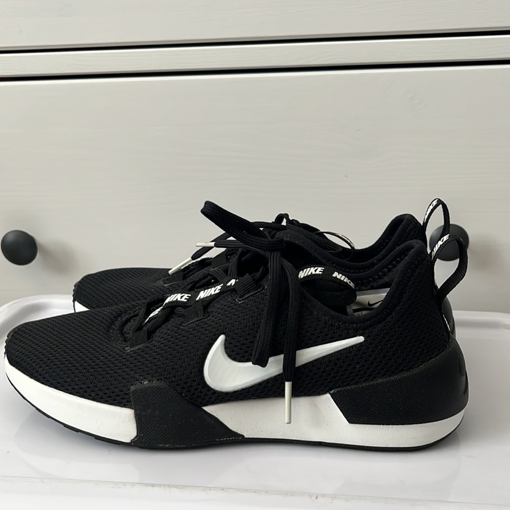 NIKE Ashin Modern